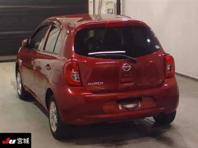 Nissan March