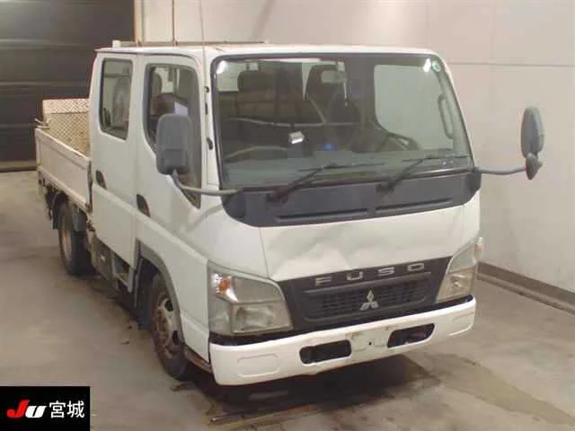 Mitsubishi Fuso Canter  с аукциона в Японии