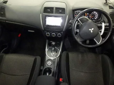 Mitsubishi RVR