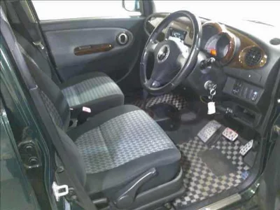 Daihatsu Mira Gino
