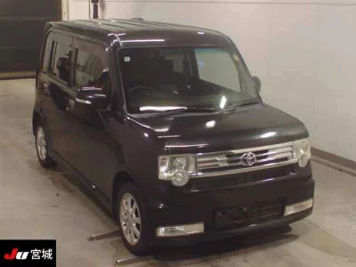 Toyota Pixis Space