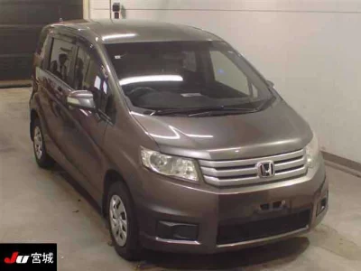 HONDA FREED SPIKE