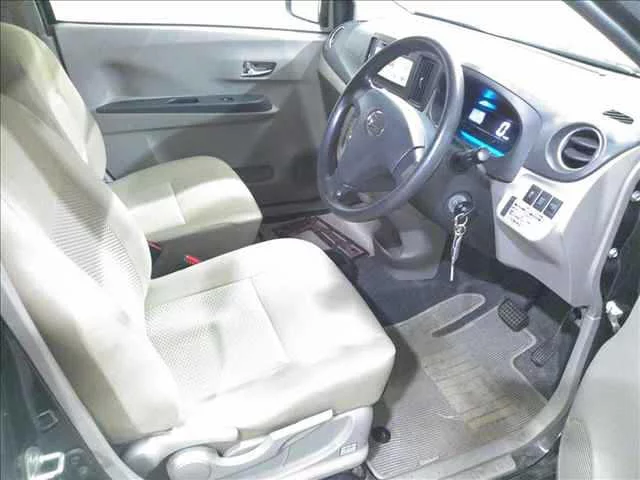 Daihatsu Mira e:S  с аукциона в Японии