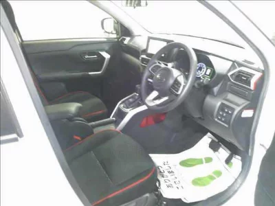 DAIHATSU ROCKY