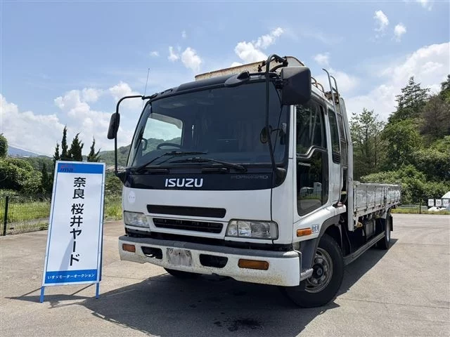 Isuzu Forward  с аукциона в Японии