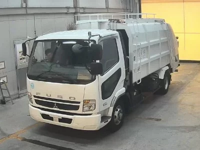 MITSUBISHI FUSO FIGHTER