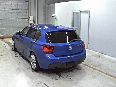 BMW 1 SERIES