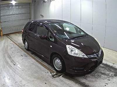 HONDA FIT SHUTTLE