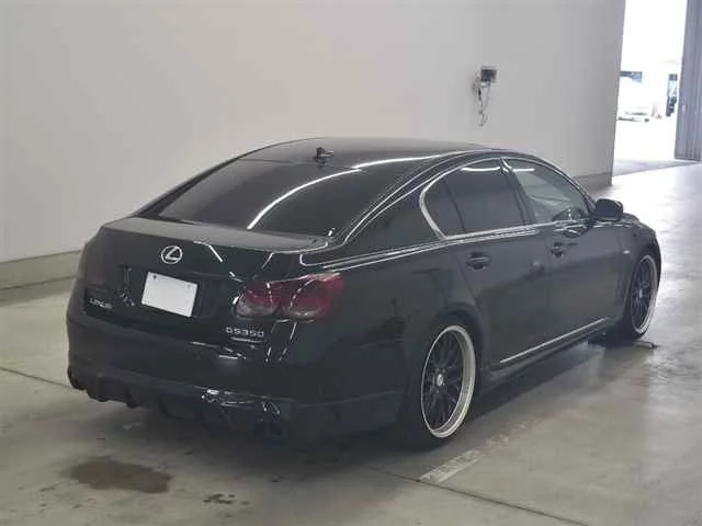 Lexus GS  с аукциона в Японии