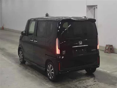 Honda N BOX CUSTOM