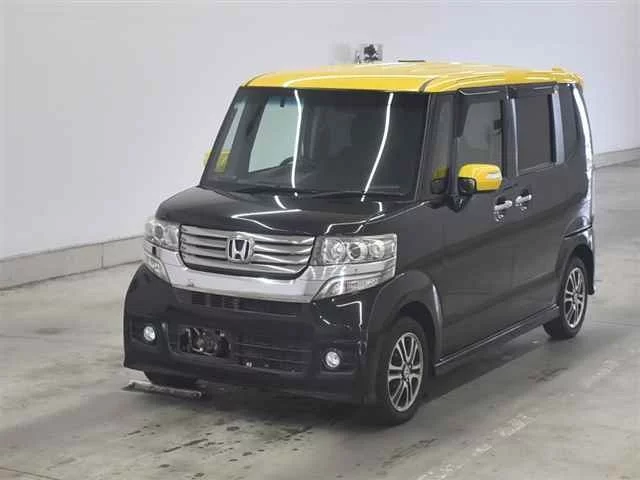 Honda N BOX CUSTOM  с аукциона в Японии
