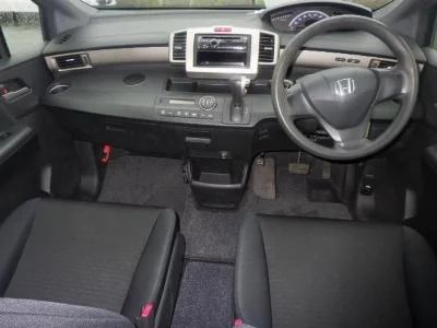 Honda Freed Spike
