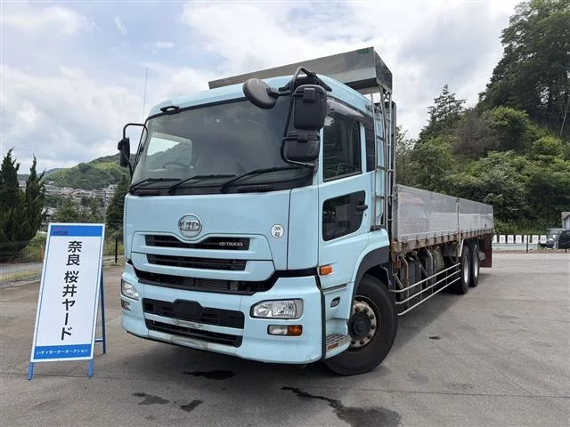 Nissan UD  с аукциона в Японии