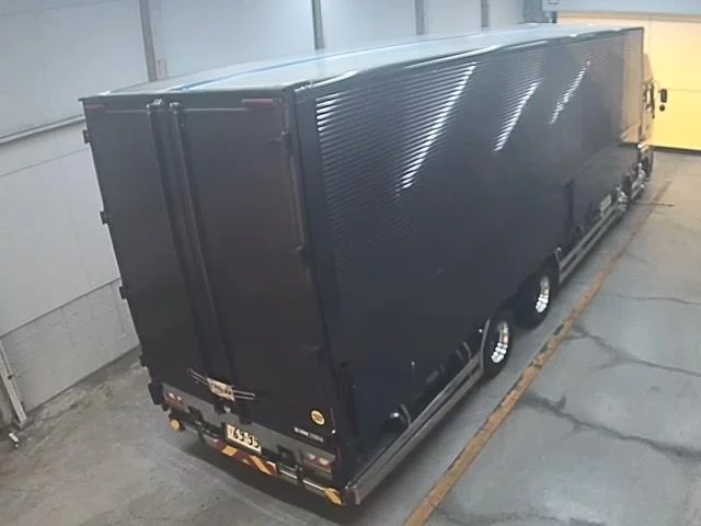 Nissan UD  с аукциона в Японии