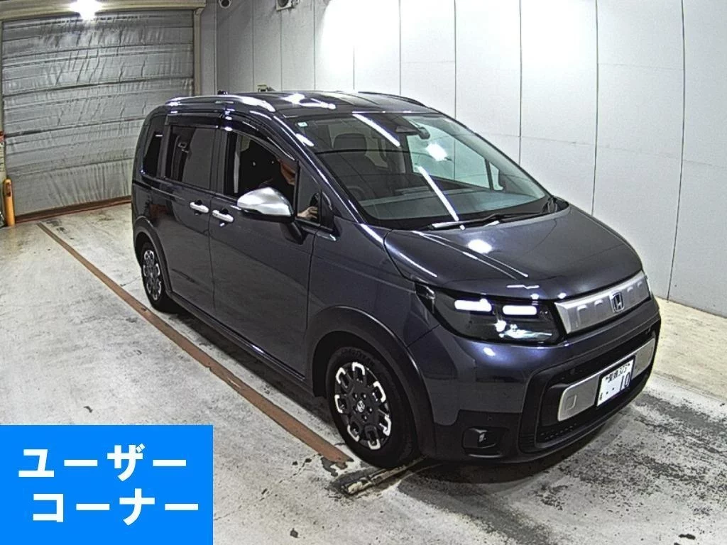Honda Freed  с аукциона в Японии