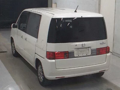 Honda Mobilio Spike
