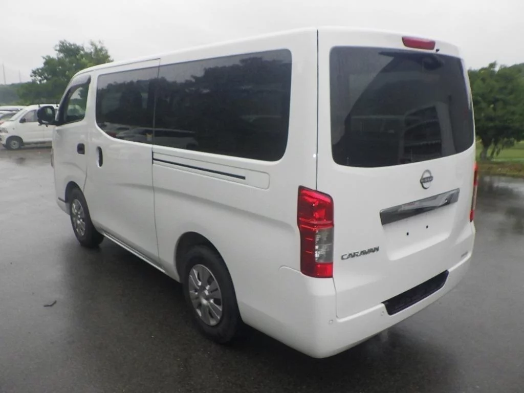 Nissan Caravan  с аукциона в Японии