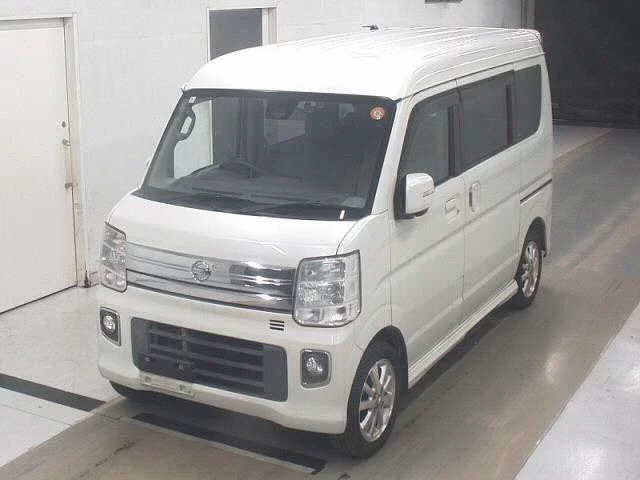 Nissan NV100 Clipper Rio  с аукциона в Японии