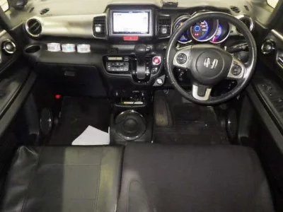 Honda N-Box Slash