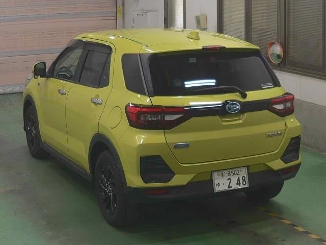 Daihatsu Rocky  с аукциона в Японии