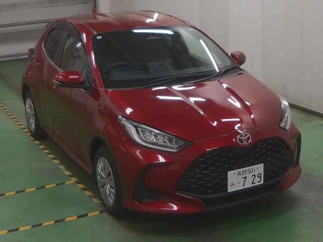 Toyota Yaris  с аукциона в Японии
