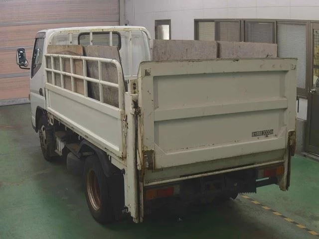 Mitsubishi Fuso Canter  с аукциона в Японии