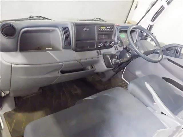 Mitsubishi Fuso Canter  с аукциона в Японии