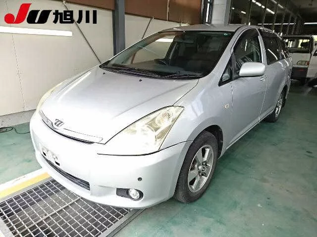 Toyota Wish  с аукциона в Японии