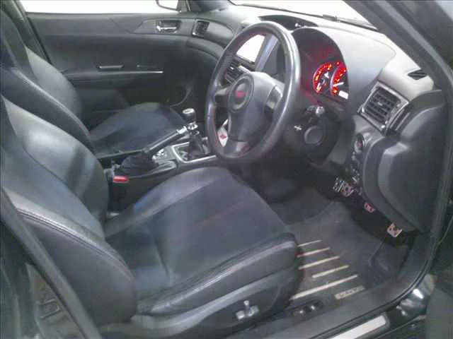 Subaru IMPREZA WRX  с аукциона в Японии