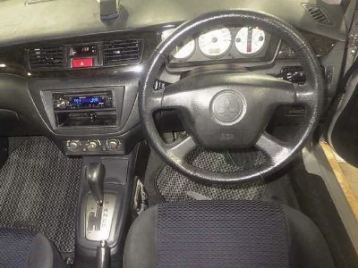Mitsubishi Lancer Cedia
