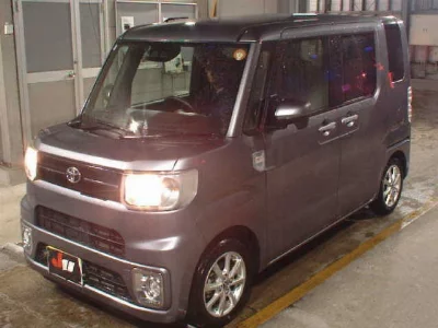 TOYOTA PIXIS MEGA