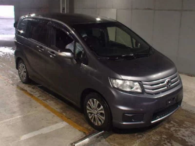 Honda Freed Spike