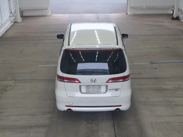 Honda Elysion  с аукциона в Японии