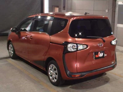 Toyota Sienta