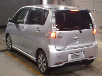Mitsubishi ek Custom