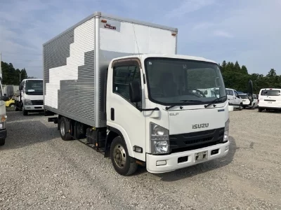 Isuzu Elf