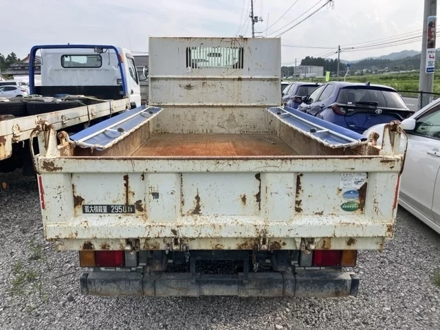Isuzu Elf  с аукциона в Японии