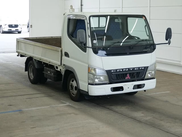 Mitsubishi Fuso Canter  с аукциона в Японии