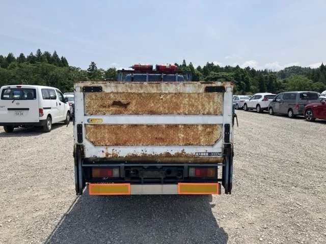 Toyota Dyna  с аукциона в Японии