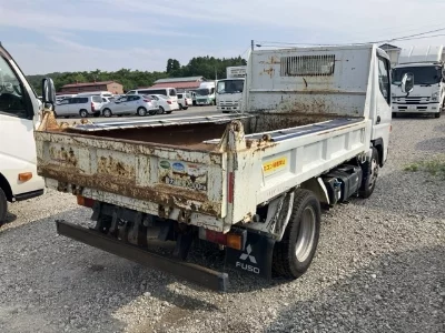Mitsubishi Fuso Canter