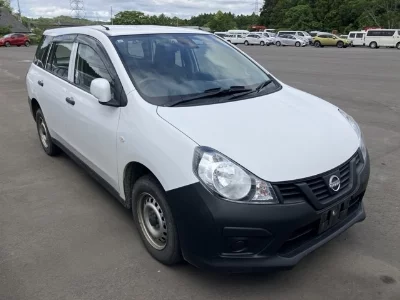 NISSAN AD