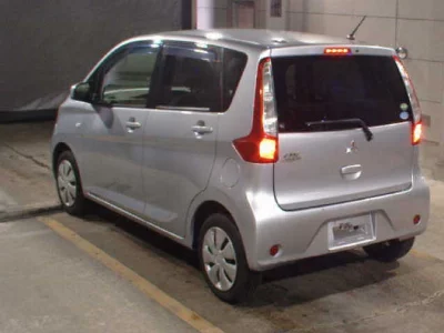 Mitsubishi eK Wagon