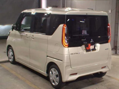 Mitsubishi eK X Space