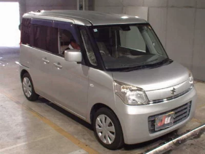 Suzuki Spacia