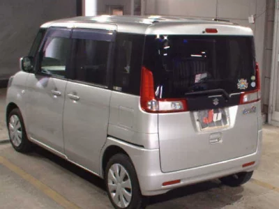 Suzuki Spacia