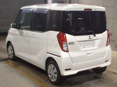 Mitsubishi eK X Space