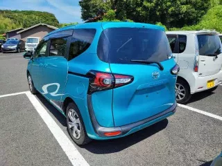 Toyota Sienta