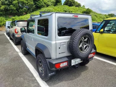 Suzuki Jimny Sierra