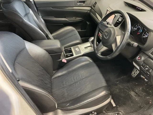 Subaru Legacy  с аукциона в Японии