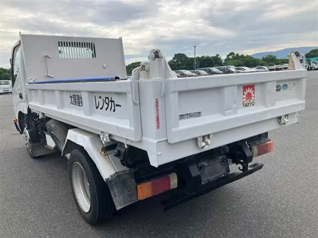 Hino Dutro  с аукциона в Японии